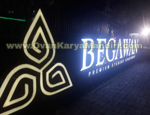 Huruf Timbul Letter sign Acrylic Led Nyala Bersinar 3D - OvanKaryaMandiri Advertising Raya Tlogomas Malang