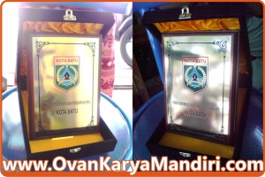 Vandel_Plakat_Kuningan_Box-Bludru_CV.OvanKaryaMandiri-Advertising-Malang
